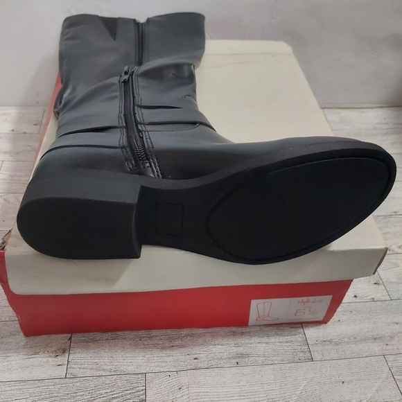 New in Box Black Style & Co. Riding Boots Knee High - Picture 5 of 5